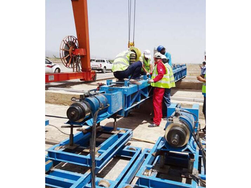 接觸網(wǎng)支柱生產(chǎn)設(shè)備6